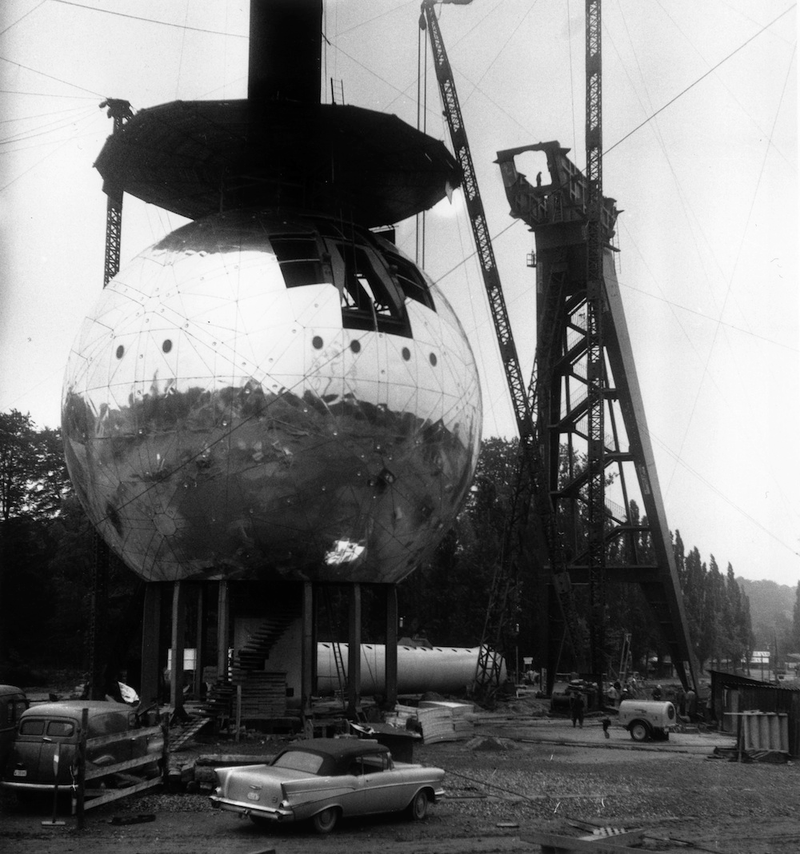 Illustration for article titled Viaje al pasado: fotos de lugares icónicos durante su construcción